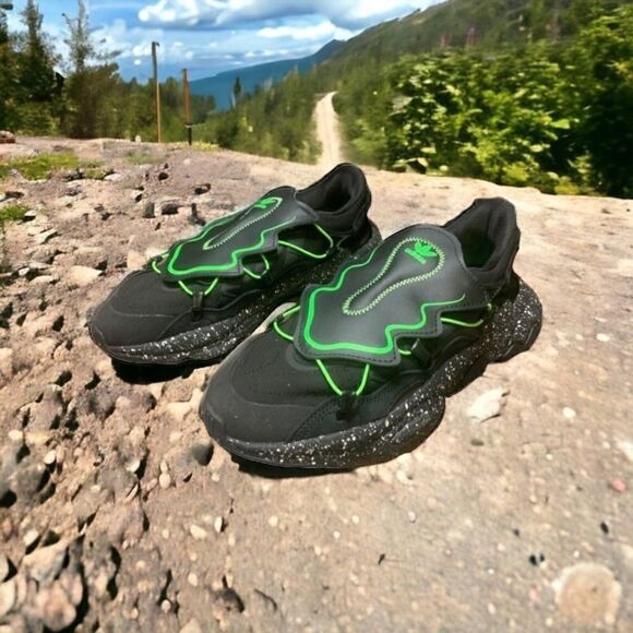 Adidas Ozweego Lace Up Black Sneakers Size 7 - Picture 2 of 9